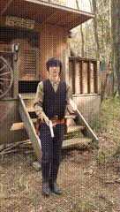 你喜欢奔驰还是美女的大腿？动图看鬼片中的初音未来