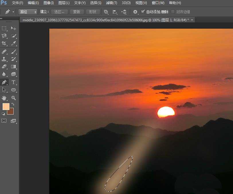 ps cs6怎么给图片制作日出光照效果?